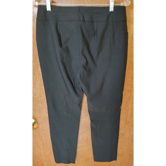 So Slimming by Chico's sz 0 (S/4) Short black pull-on pants rayon/nylon/spandex - Picture 5 of 5